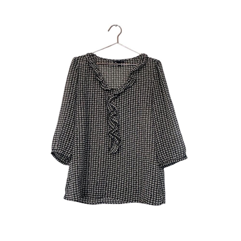 Gap factory ruffle front Houndstooth blouse size medium semi sheer